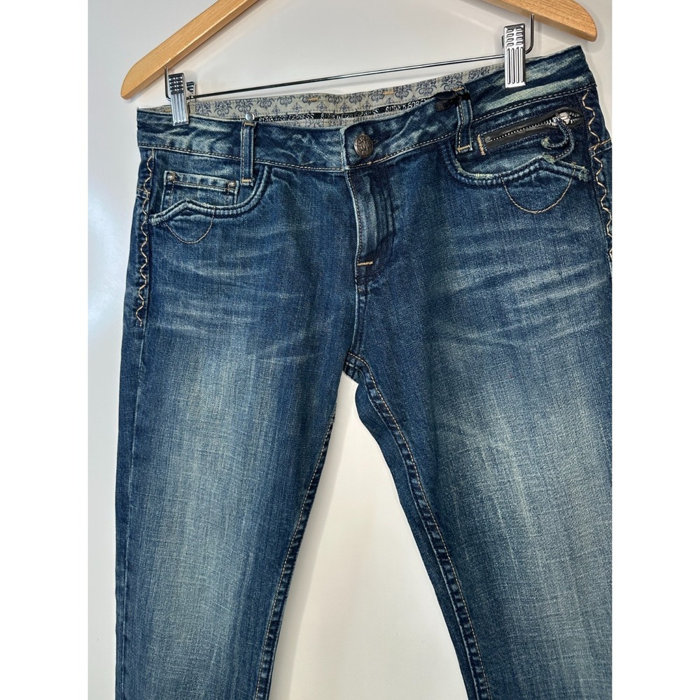 New ReRock x Express Y2K Low Rise Capri Jeans Size 10 Blue Embroider Flap Pocket - Picture 14 of 16